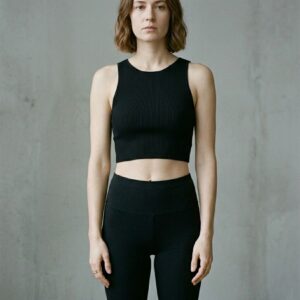 Contour Crop Tank - Black